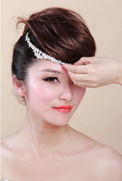 Hot Sell Bride White Flower Rhinestone Crystal Bridal Hair Crowns Tiaras Wedding Accessories