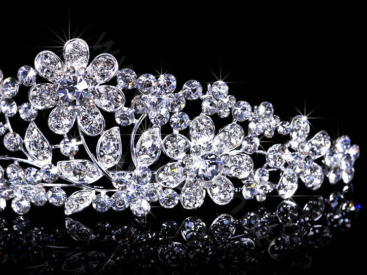 Luxury Unique Bride Flower Rhinestone Crystal Bridal Hair Crowns Tiaras Wedding Accessories