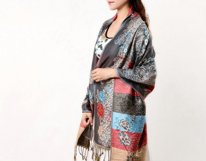 Hot sell Autumn and Winter Cape Tassels Flower Print Shawl National Style Warm Long Scarf - Gray