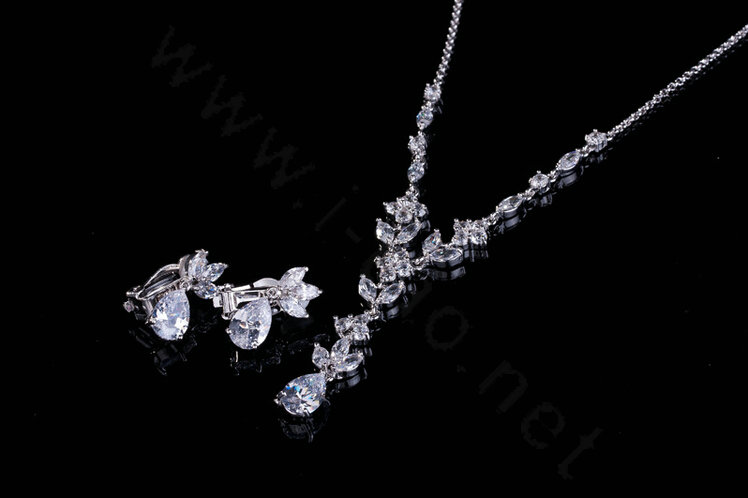 Classic Banquet Wedding Jewelry Sets Water-drop Diamond Flower Earrings & Bridal Zircon Pendant Necklace