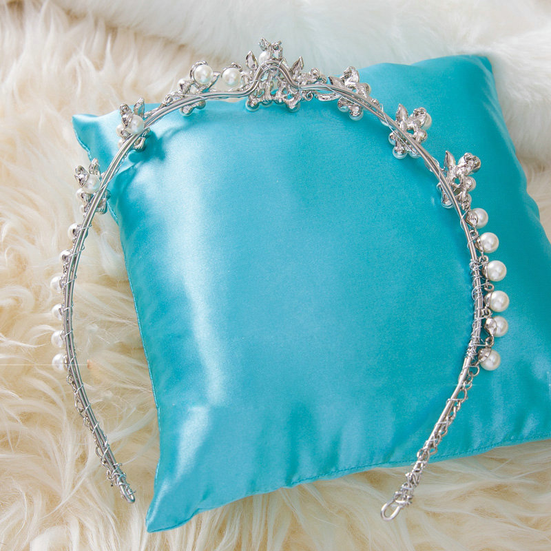 Classic Wedding Jewelry Flower Crystal Pearl Tiaras Bridal Rhinestone Crown Hair hoop Accessories