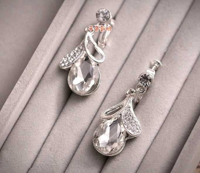 Classic Wedding Jewelry Set for Bridal Crystal Flowers Tiara & Earrings & Diamond Necklace Sets