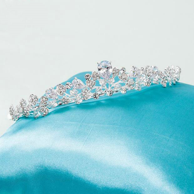 Classic Wedding Jewelry Sets Crystal Water drop Flower Vine Tiara & Earrings & Bridal Zircon Necklace
