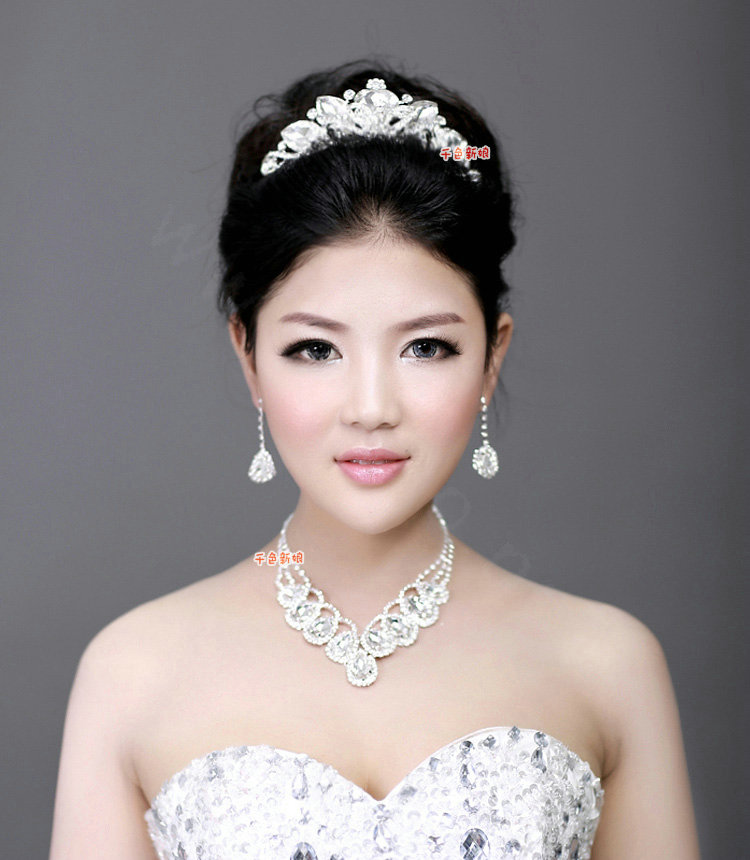 Classic Wedding Jewelry Sets for Bridal Crystal Flowers Tiara & Earrings & Rhinestone Necklace