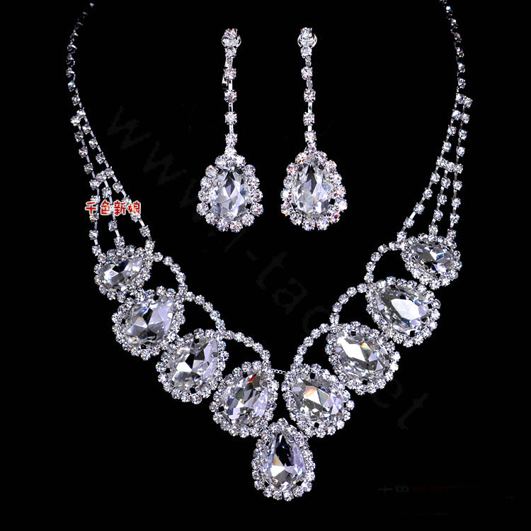 Classic Wedding Jewelry Sets for Bridal Crystal Flowers Tiara & Earrings & Rhinestone Necklace