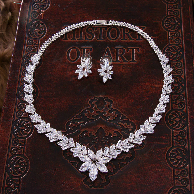 Luxury Banquet Wedding Jewelry Sets Flower Crystal Stud Earrings & Bridal AAA+ Zircon Statement Necklace