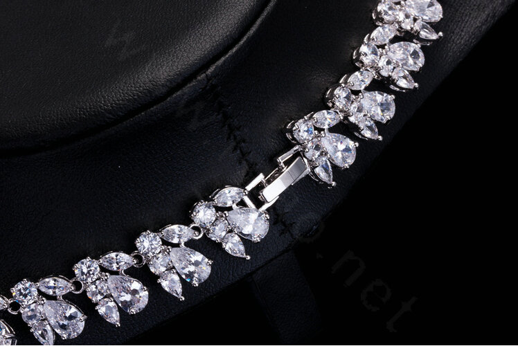 Luxury Banquet Wedding Jewelry Sets Tassel Water-drop Diamond Stud Earrings & Bridal Zircon Statement Necklace