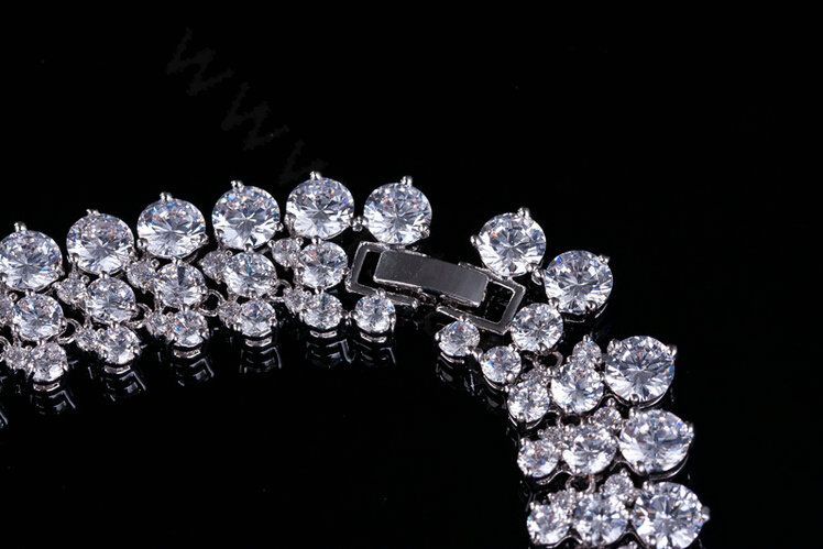 Luxury Classic Banquet Wedding Jewelry Sets Diamond Stud Earrings & Bridal Zircon Statement Necklace