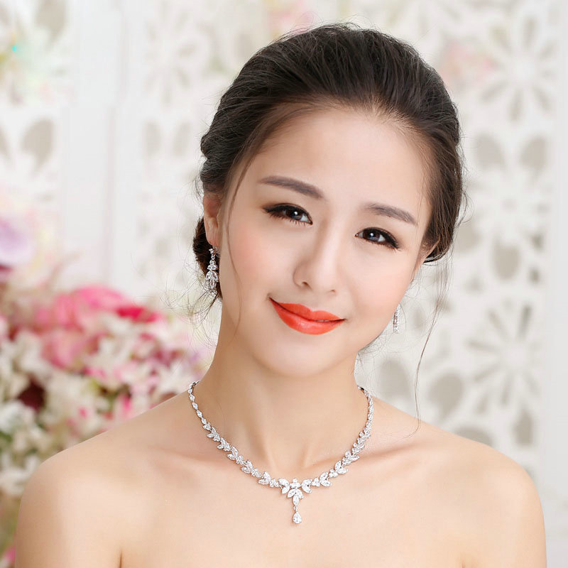 Luxury Classic Banquet Wedding Jewelry Sets Leaf Flower Earrings & Bridal AAA+ Zircon Statement Necklace