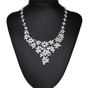 Luxury Wedding Banquet Jewelry Sets Diamond Flower Earrings & Bridal AAA Zircon Statement Necklace