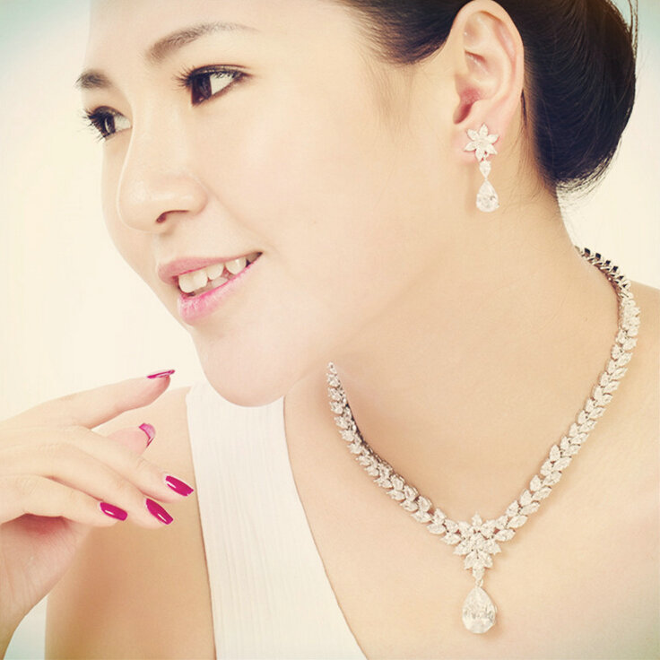 Luxury Wedding Banquet Jewelry Sets Diamond Flower Water-drop Earrings & Bridal Zircon Statement Necklace