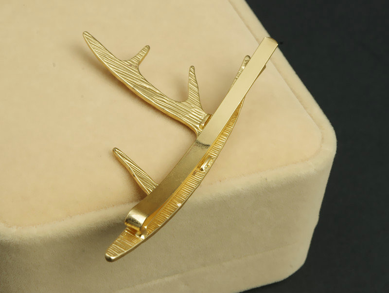 Antique Simple Retro Woman Gold Plated Delicate Alloy Antlers Side Clip Hair pin Accessories