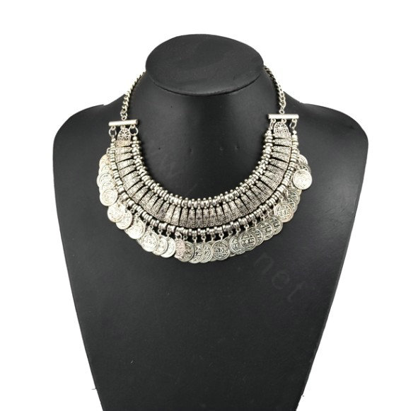 Fashion Retro Short Women Silver Gold-plated Carved Metal Coins Tassel Bib Necklace Clavicle Chain