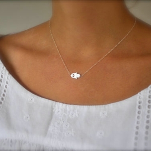 Fashion Women Simple Retro Silver Metal Hands of Fatima Gold-plated Necklace Clavicle Chain