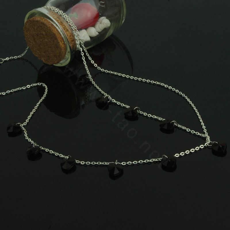 Fashionable Woman Gold Plated Black Peach heart Pendant Tassel Hair Headband Accessories