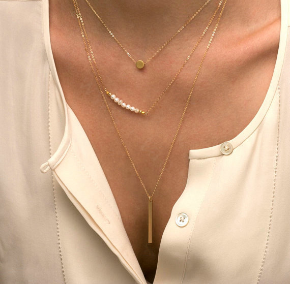 Hot sale Woman Simple Gold Plated Alloy Pendant Three Layers Pearl Clavicle Chain Necklace