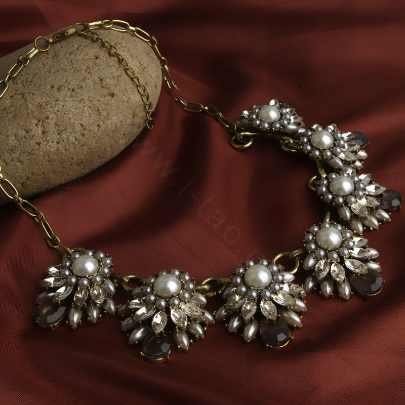 New Women Fashionable Exaggeration Gem Multi layer Pearl Flower Crystal Bib Necklace Clavicle Chain