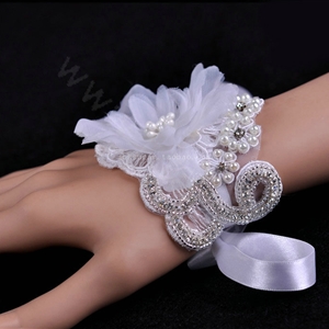 Vintage Romantic Rhinestone Pearl Lace Flower Bridal Wristlet Wedding Dress Perform Bracelet Accessories