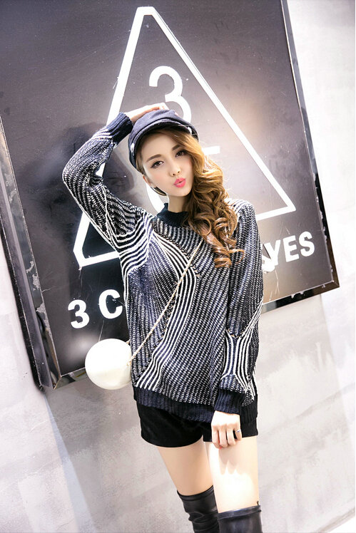 Winter Fashion Sweater Female Loose Bat Sleeve Hollow Stripe Thick - Grey