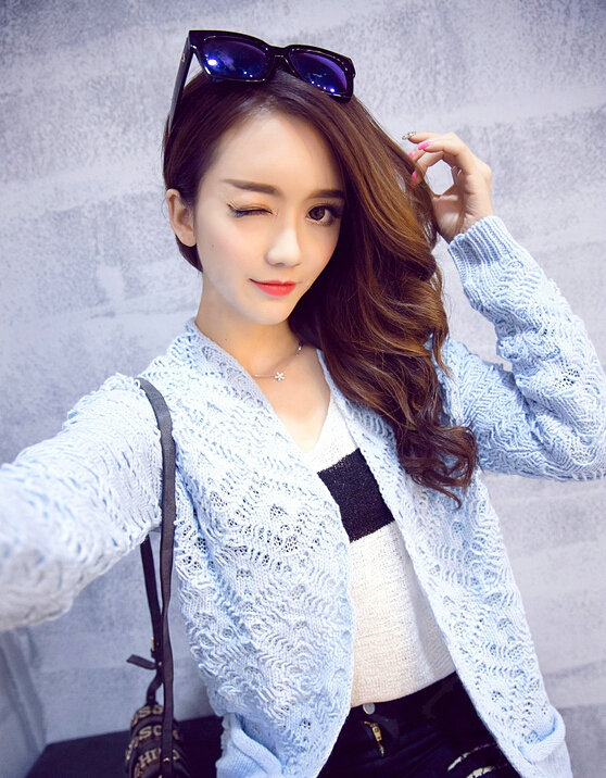 Winter Sweater Fashion Crochet Pockets V-Neck Cardigan Coat Hollowed Thick - Blue
