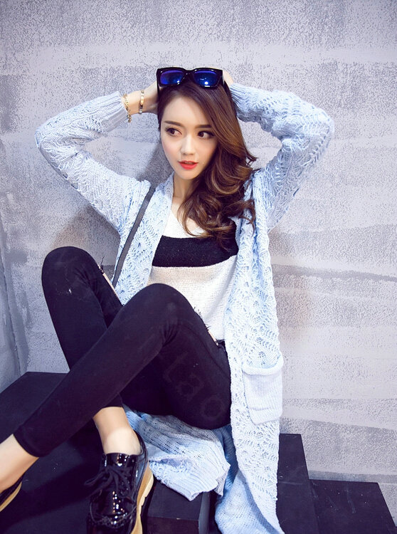 Winter Sweater Fashion Crochet Pockets V-Neck Cardigan Coat Hollowed Thick - Blue