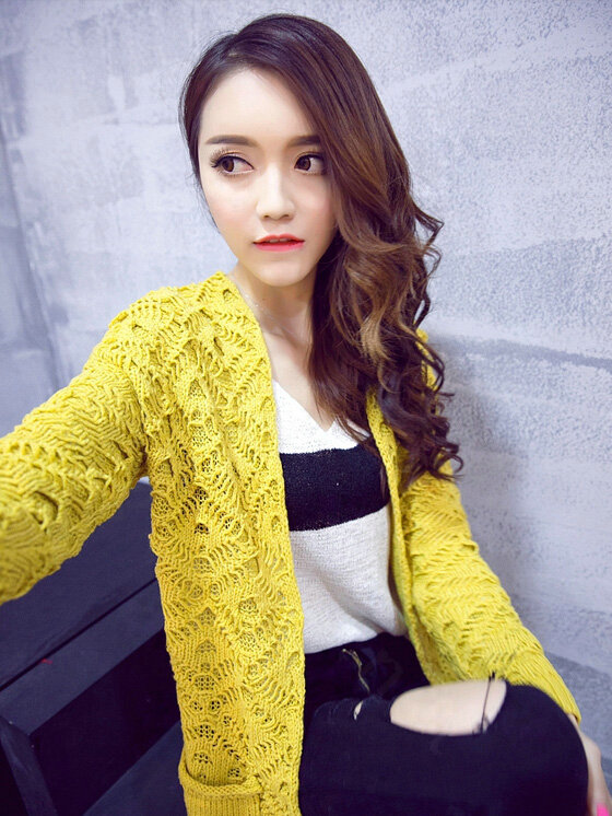 Winter Sweater Fashion Crochet Pockets V-Neck Cardigan Coat Hollowed Thick - Yellow