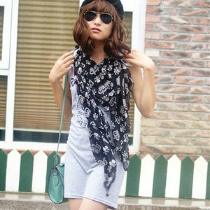 Discount Skull Women Scarf Shawls Winter Warm Polyester Scarves 189*50CM - Black