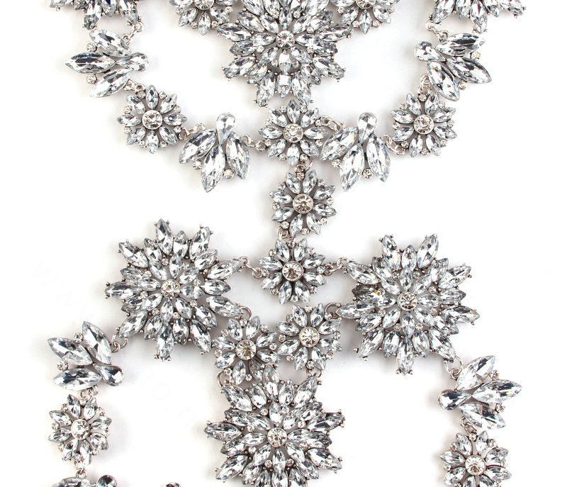 Fashion Rhinestone Flower Collar Pendant Necklace Dress Decro Body Chains Jewelry - White