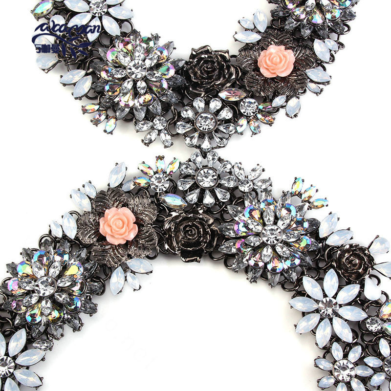 Gorgeous Rhinestone Flower Collar Pendant Necklace Dress Decro Body Chains Jewelry - Pink
