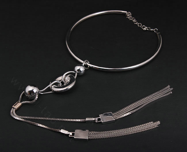 Newest Women Long Beaded Metal Collar Necklace Punk Nightclub Decor Chain - Sliver