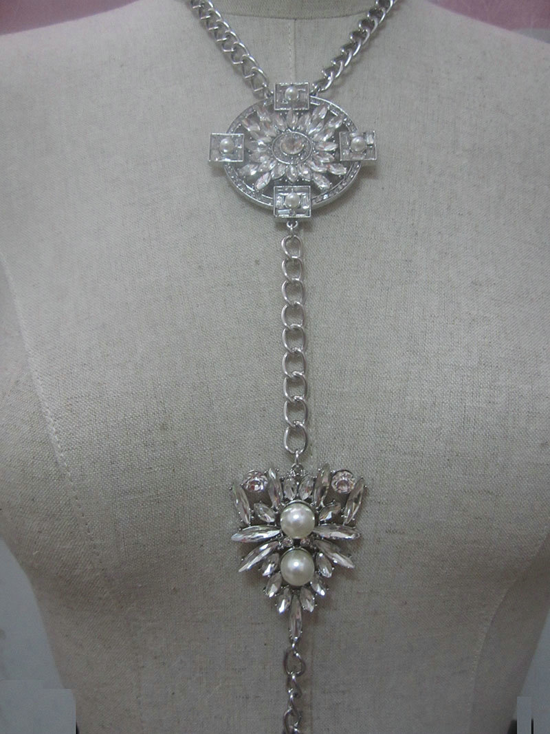 Sexy Banquet Crystal Flower Belly Body Chain Bikini Beach Decro Necklace Jewelry - White