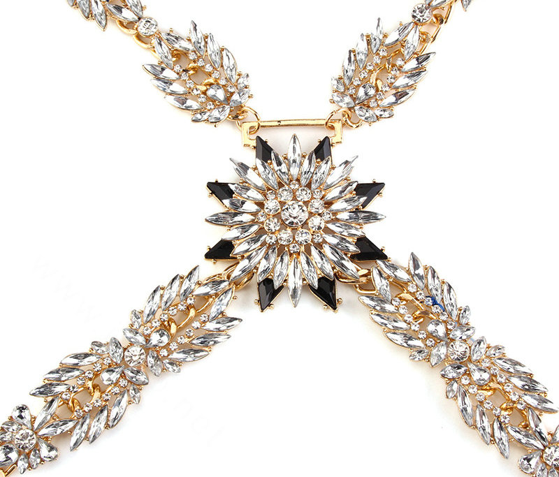 Simple Diamond Flower Pendant Necklace Bikini Beach Dress Decro Body Chain Jewelry - Black