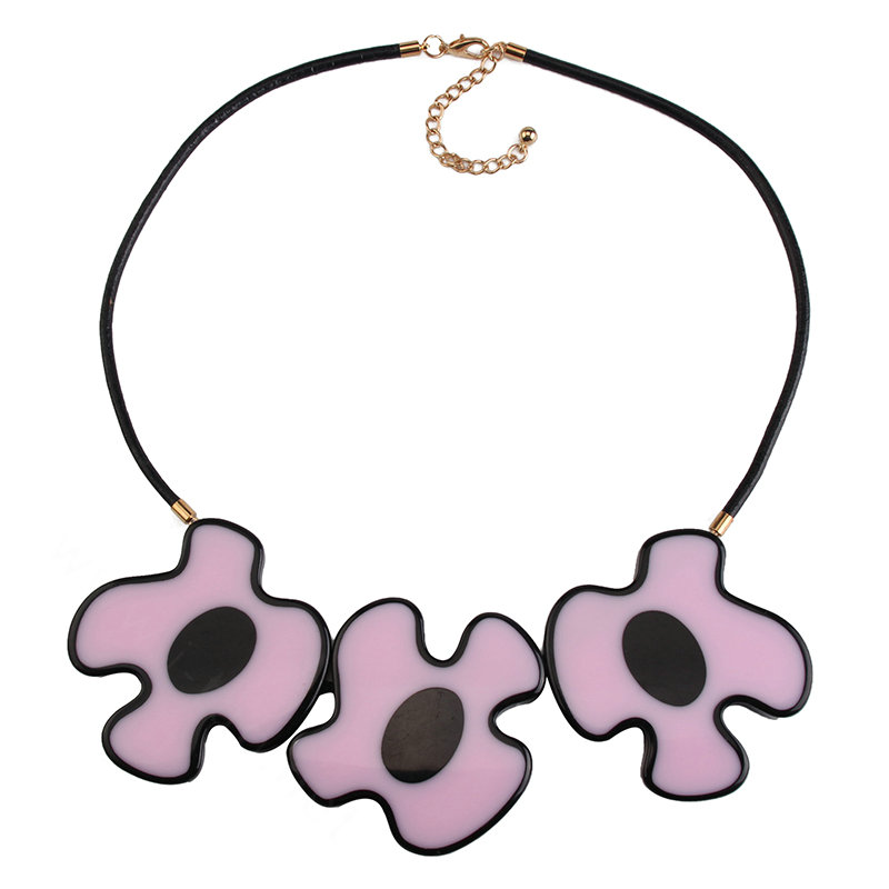 Simple Female Three Flowers Bib Necklace Sweater Chain Dress Decro Jewelry - Pink