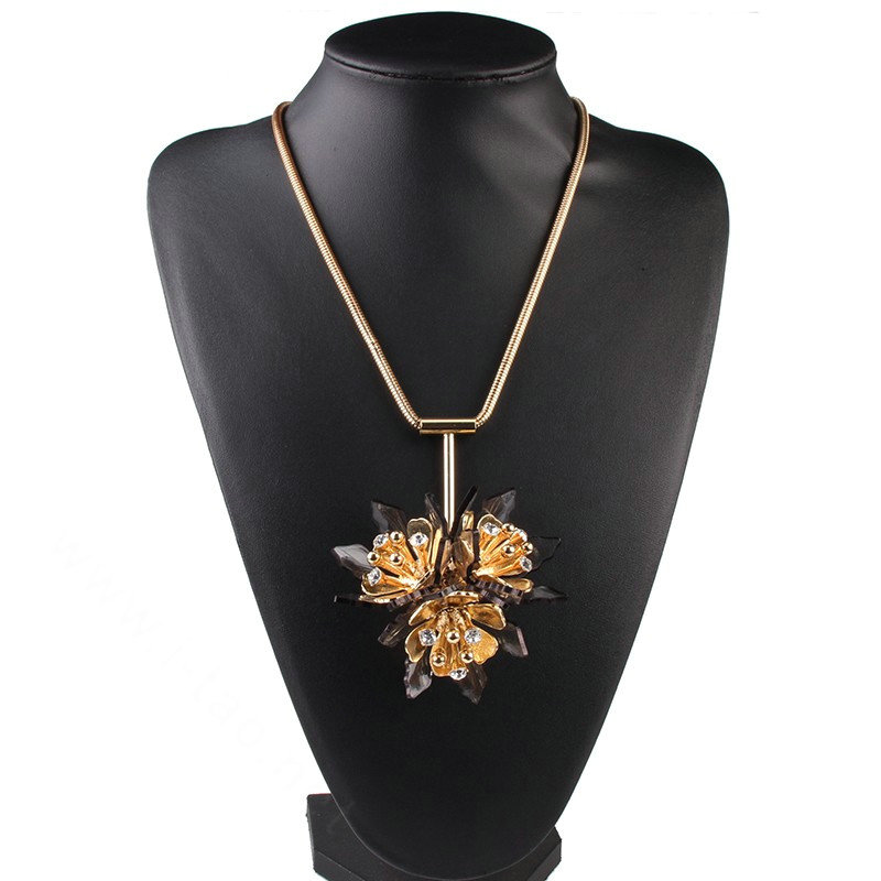 Unique Women Flowers Pendant Necklace Sweater Chain Dress Decro Jewelry - White