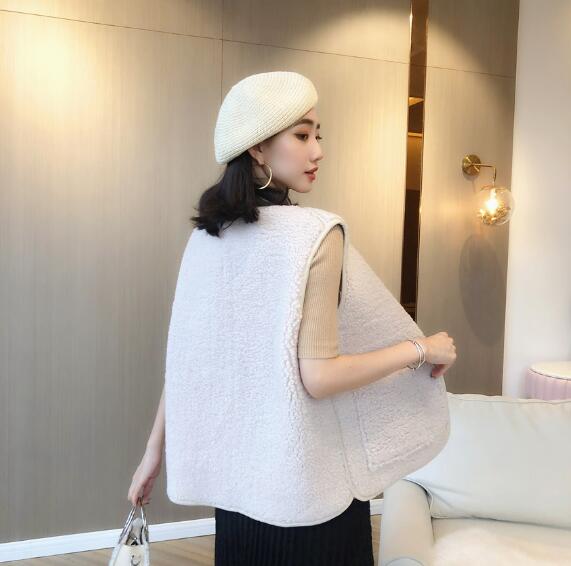 Cheap Classic pocket Faux Fox Fur Vests Fashion Women Overcoat - White