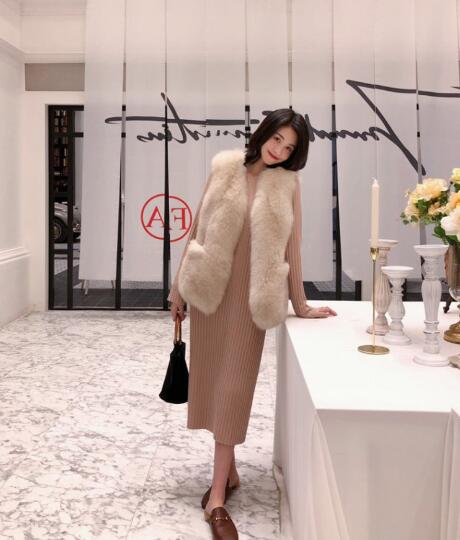 Cheap Furry Faux Fox Fur Vest Fashion Women Overcoat - Apricot 01