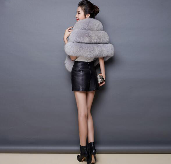 Elegant Warm Faux Fox Vest Fashion Women Overcoat - Grey