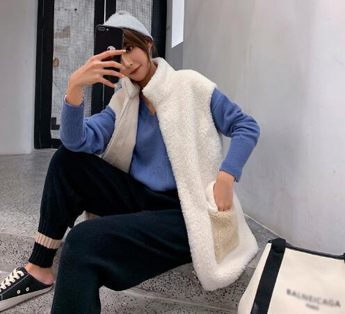 Good Furry Faux Lamb Fur Vest Fashion Women Overcoat - White