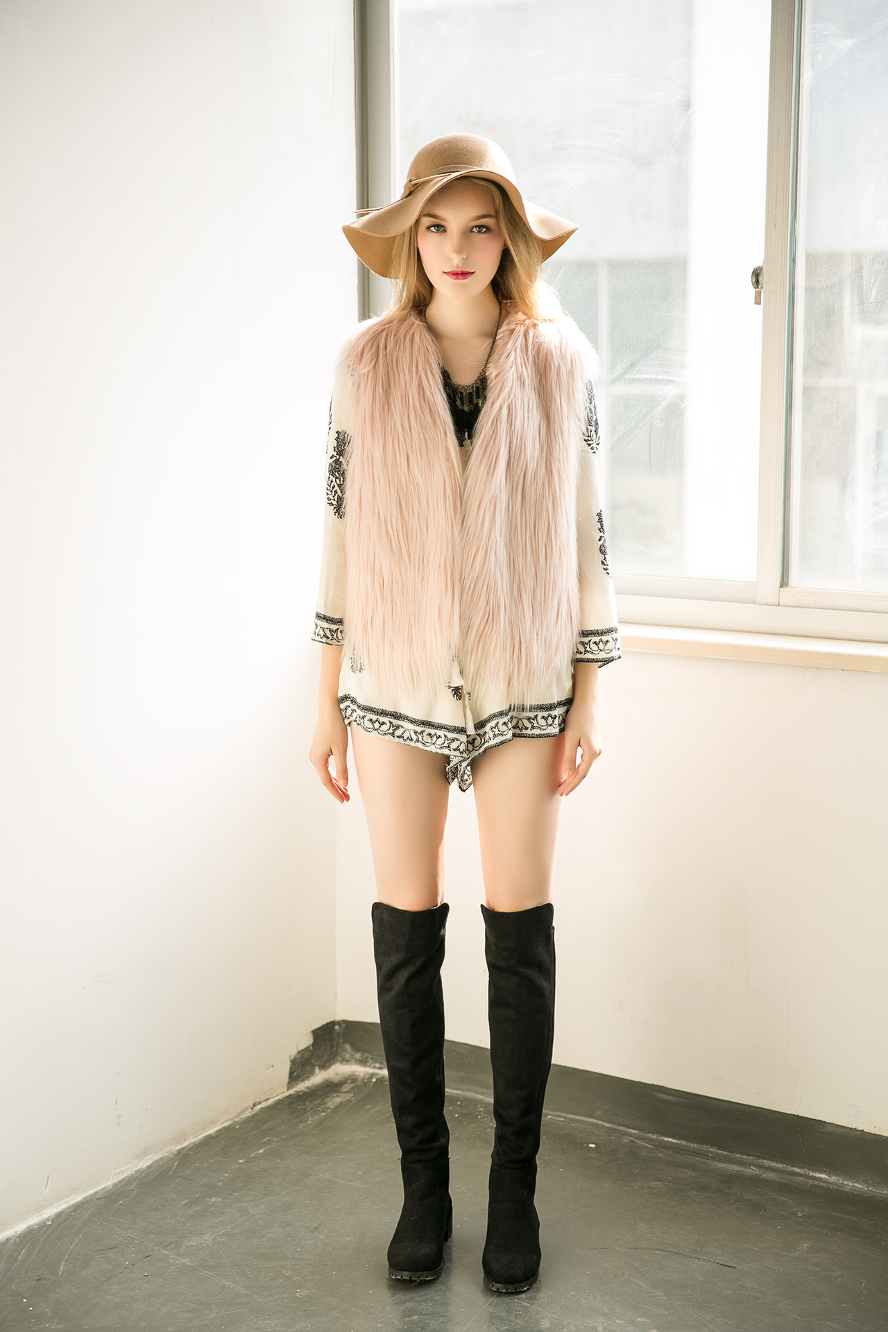 Pretty Winter Elegant Faux lady Fur Vest Fashion Women Waistcoat - Pink