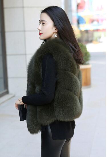 Thick Furry Faux Fox Fur Vest Fashion Women Overcoat - Green
