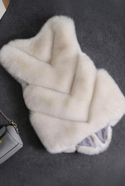 Thick Furry Faux Fox Fur Vest Fashion Women Overcoat - White