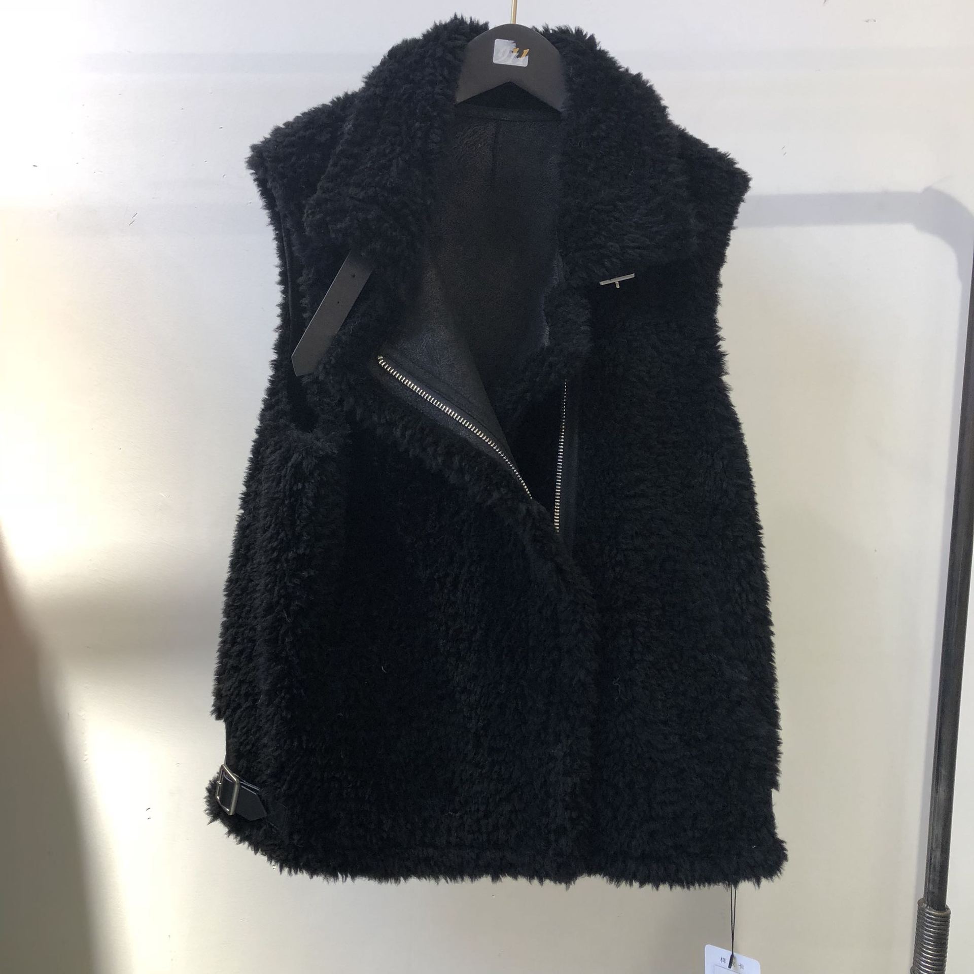 Warm Super Real Lamb Fur Vest Women Overcoat - Black