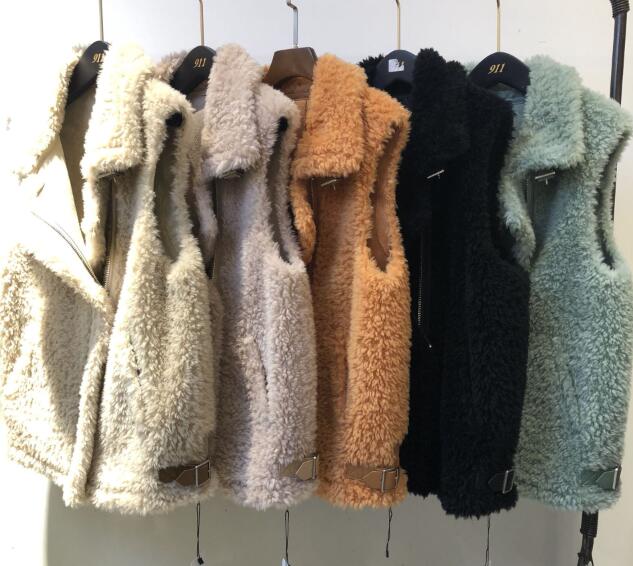 Warm Super Real Lamb Fur Vest Women Overcoat - Green