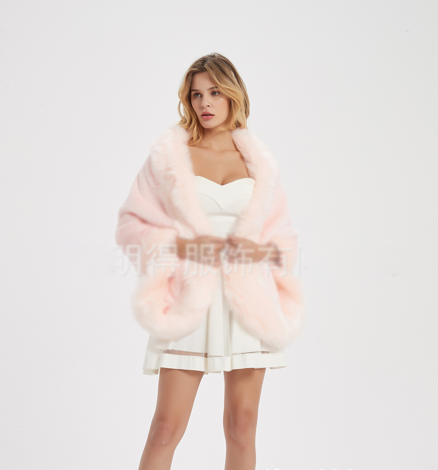 Wholesale Warm Faux Fox Fur Overcoat Fashion Women Coat - Pink