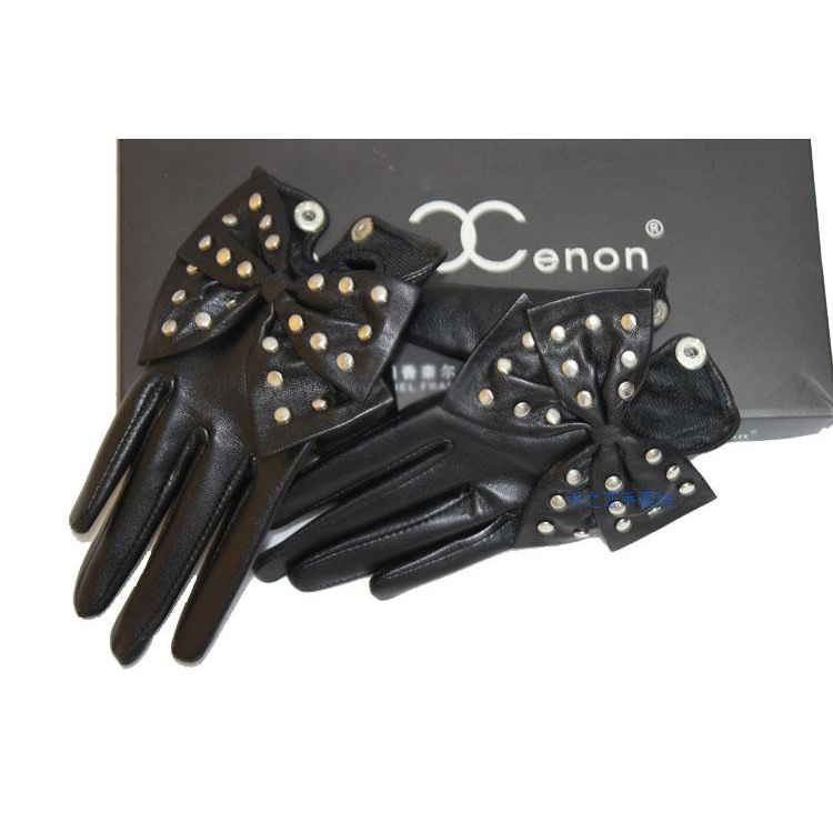 Fashion Women Buckle Bowknot Genuine Leather Sheepskin Finger Gloves Keep Warm - Black