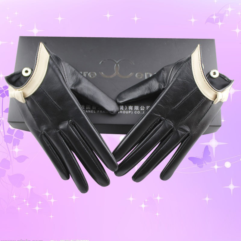 Fashion Women Lace Genuine Leather Sheepskin Finger Gloves Keep Warm - Black Bow Touch