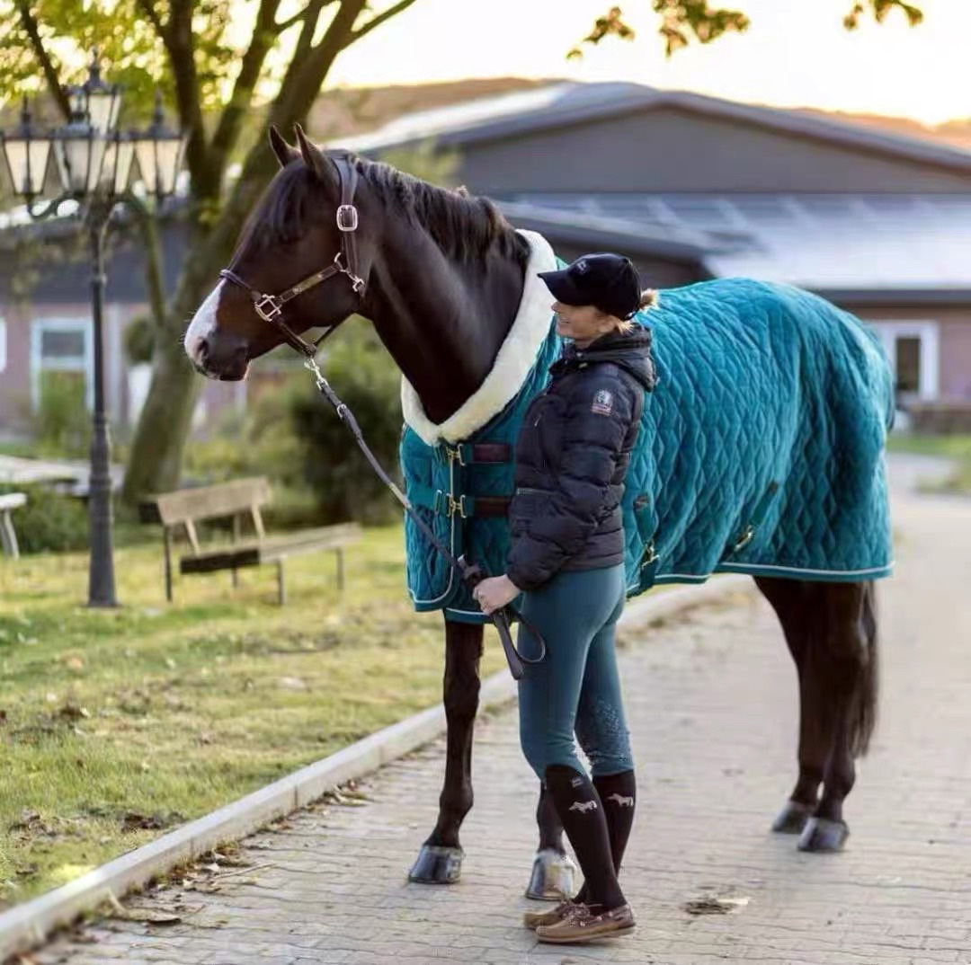 Adjustable Velvet Rug Horse Care Blanket Detachable Neck Cover Winter Keep Warm Equestrian Gear With Comfort Thickened - Blue
