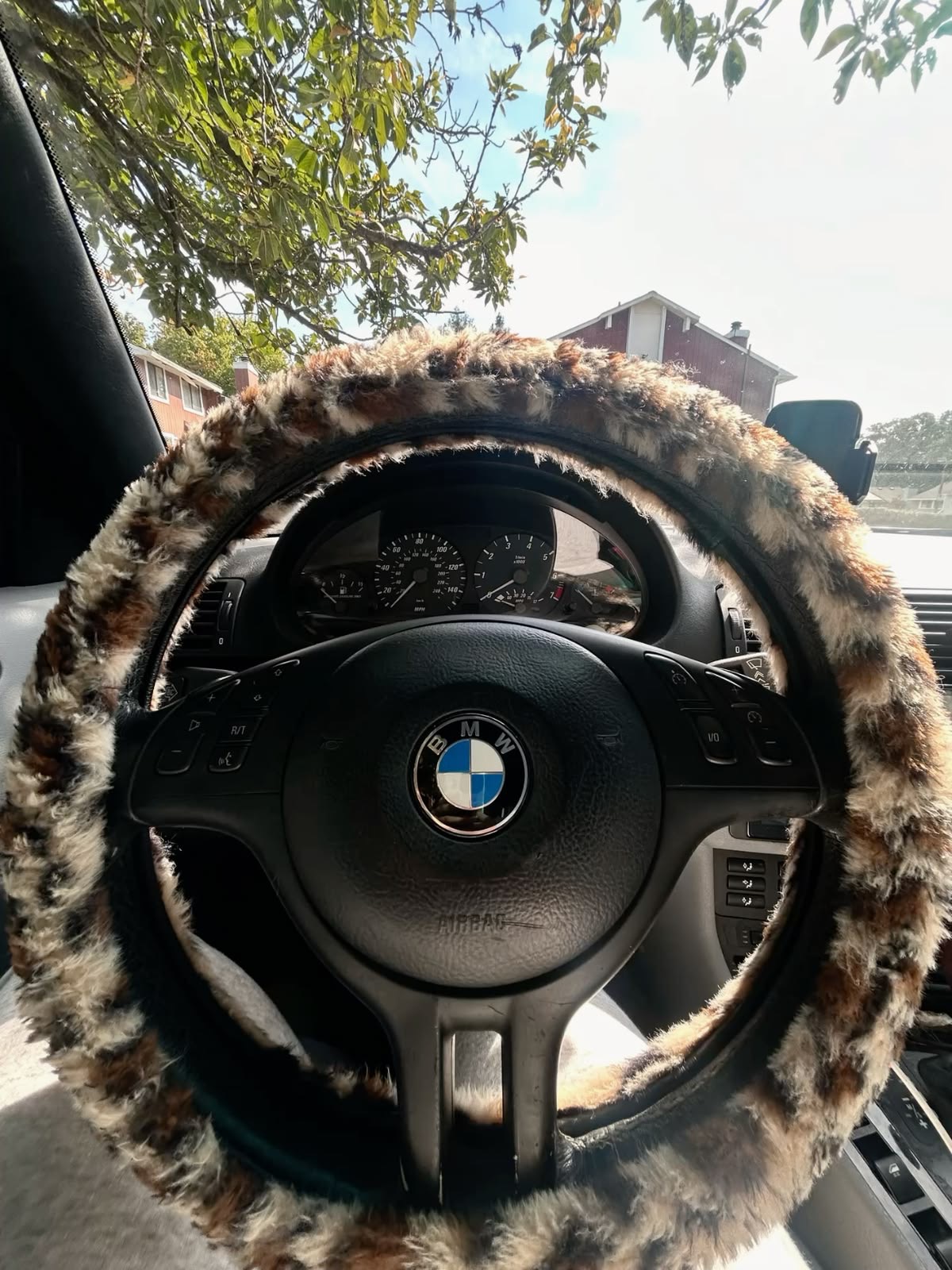 Classic Automobile Car Steering Wheel Cover Leopard Print Long Plush Diameter 15 inch 38CM - Brown